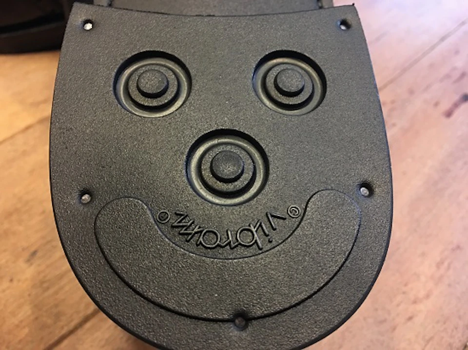 追い込みした化粧釘