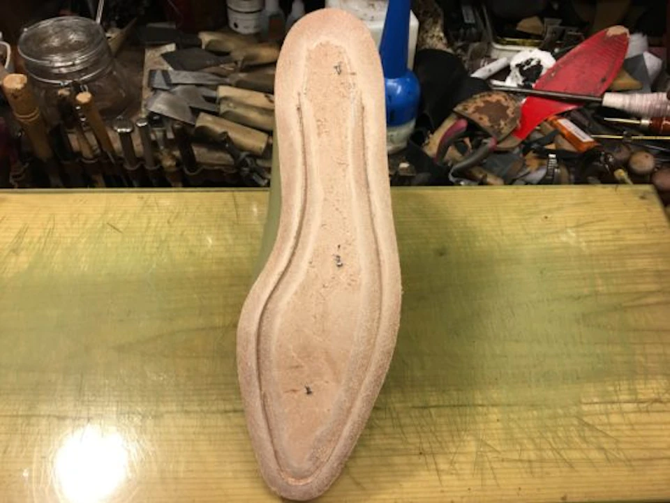 軍靴の中底交換