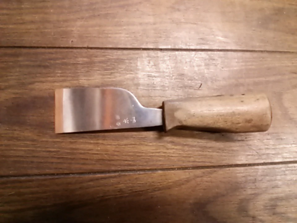 靴職人の道具｜革包丁