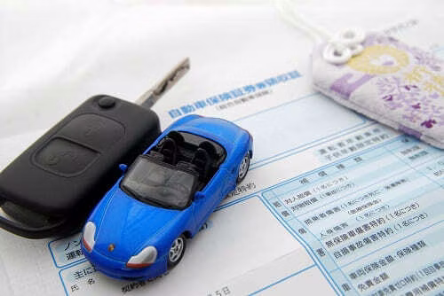 自賠責保険と任意保険 について解説する項目の見出し画像