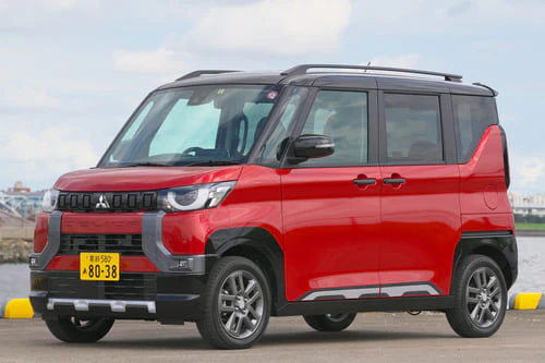 4位 三菱「デリカミニ」 4WD車のどこにでもいけるワクワク感が魅力 について解説する項目の見出し画像