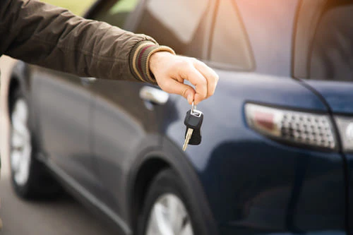 登録済み未使用車はどこで購入できる？