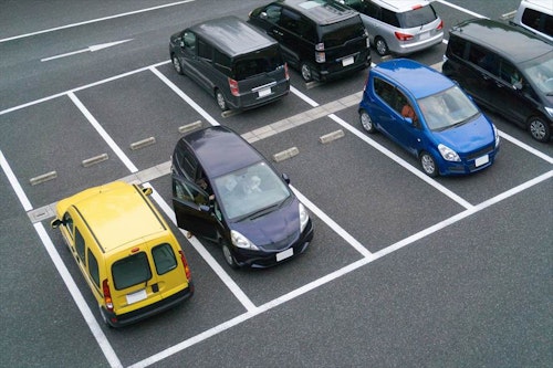 カーリースには駐車場が必要?