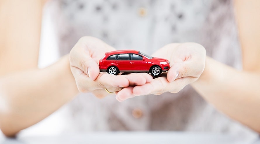 一般的なカーリースとメーカーの車のサブスク、選ぶならどっち?