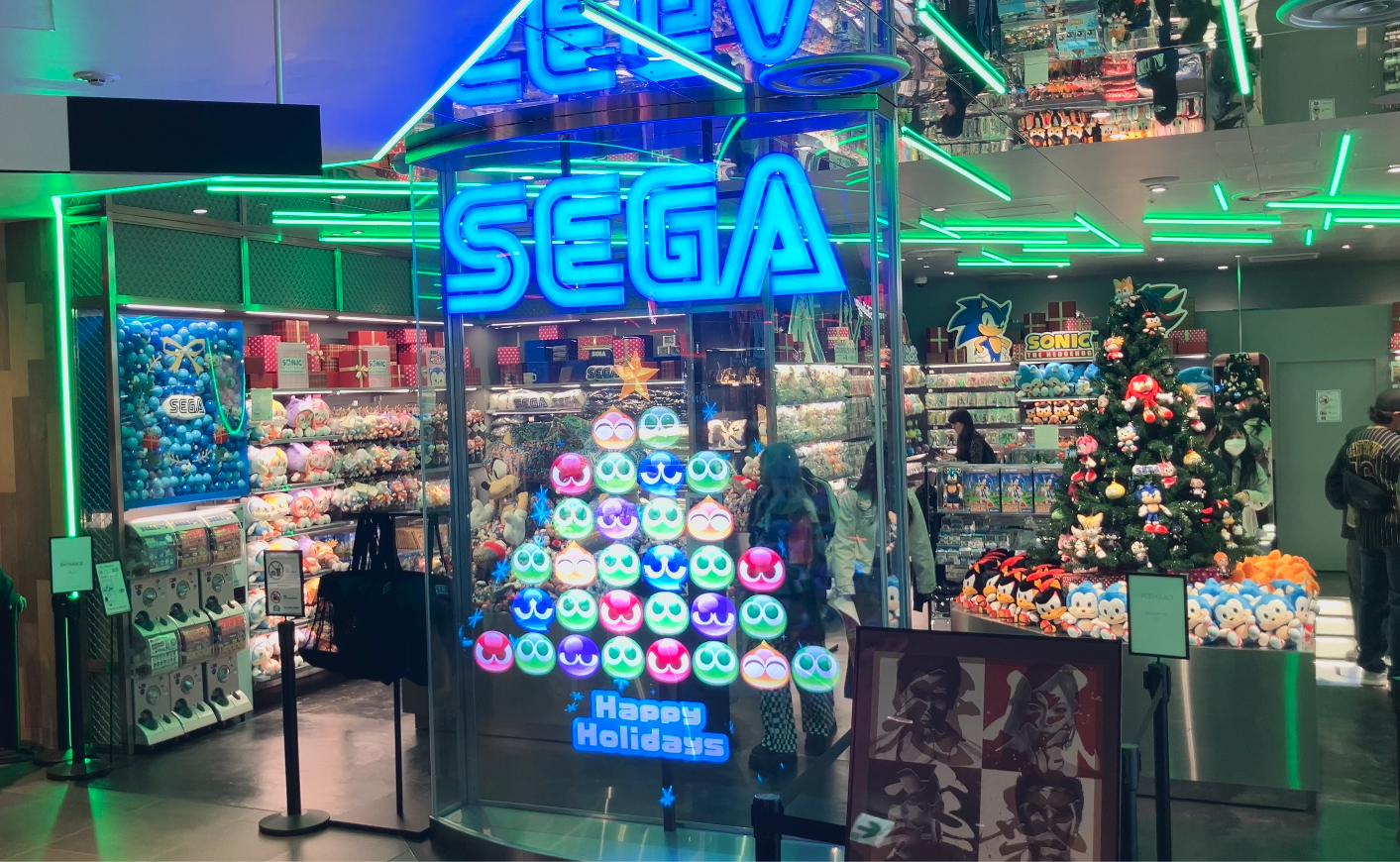 【新映像解禁】セガ/アトラスキャラと過ごすホリデーシーズン!3Dホログラムが彩る特別なホリデー