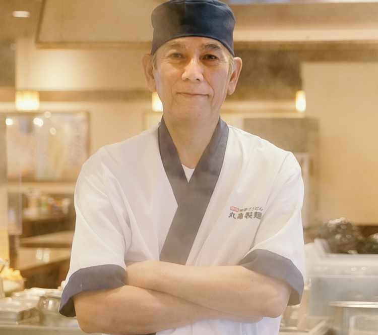 麺職人インタビュー 板敷 良二｜ここのうどんは、生きている。丸亀製麺