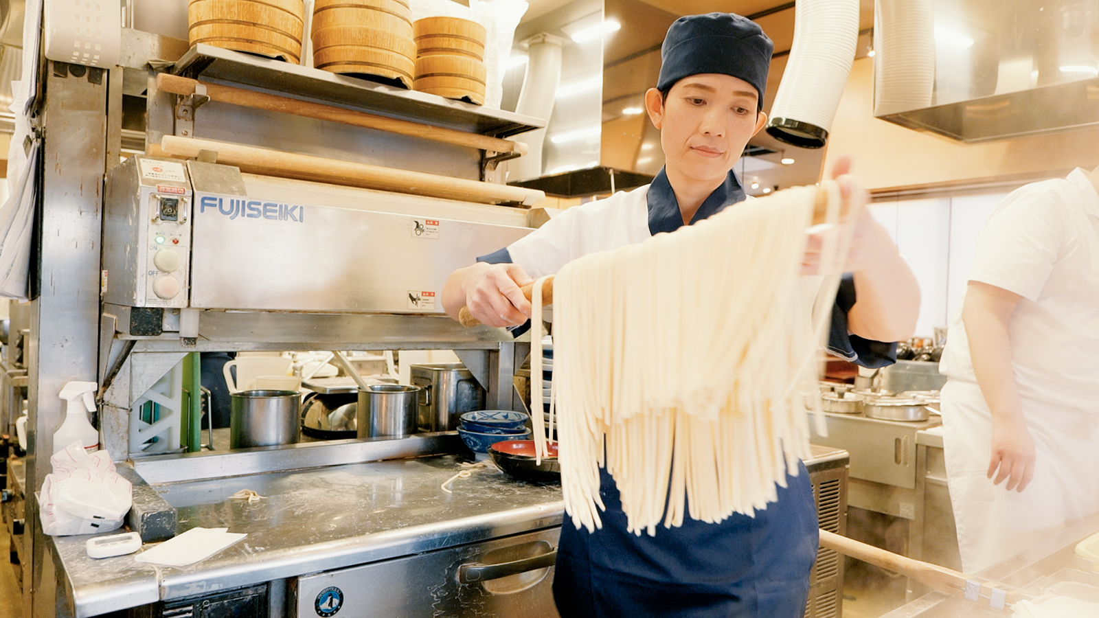 麺職人インタビュー 王 艶慧｜ここのうどんは、生きている。丸亀製麺