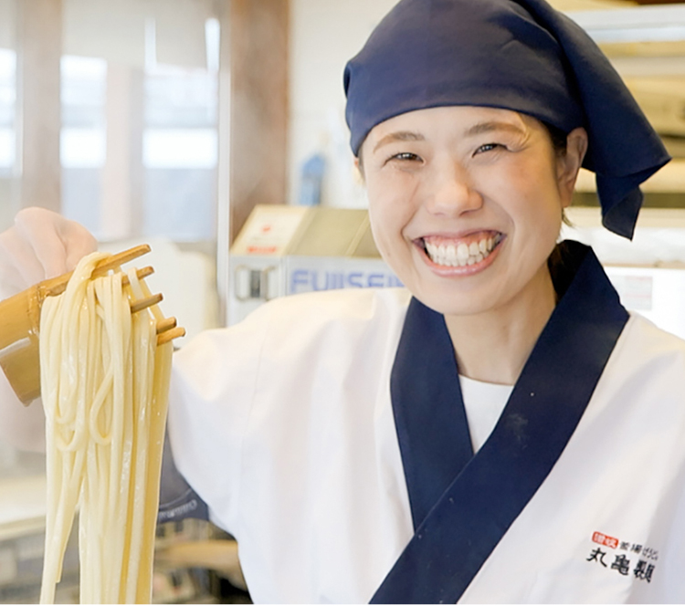 麺職人 日清麺職人 担々麺 | 日清食品グループ