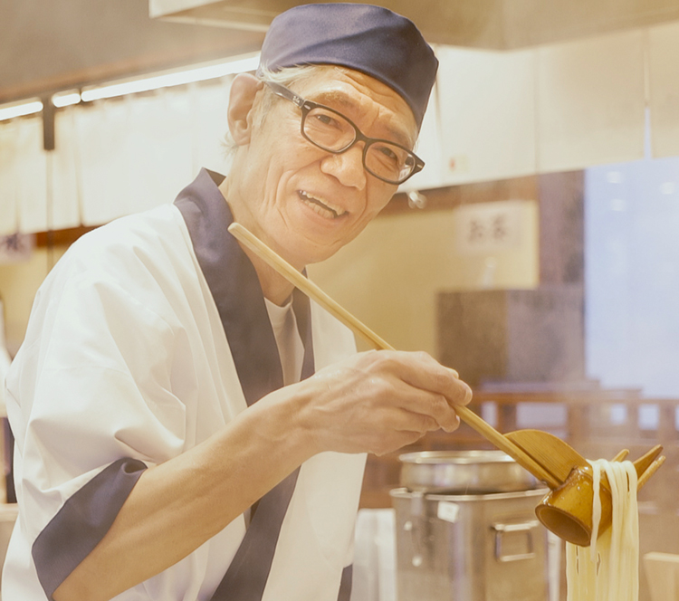 麺職人インタビュー一覧｜ここのうどんは、生きている。丸亀製麺