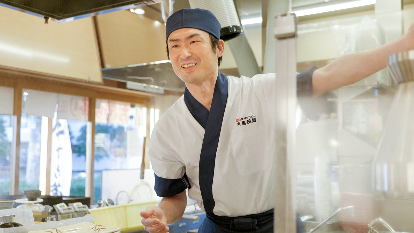 麺職人インタビュー 山﨑 真司｜ここのうどんは、生きている。丸亀製麺