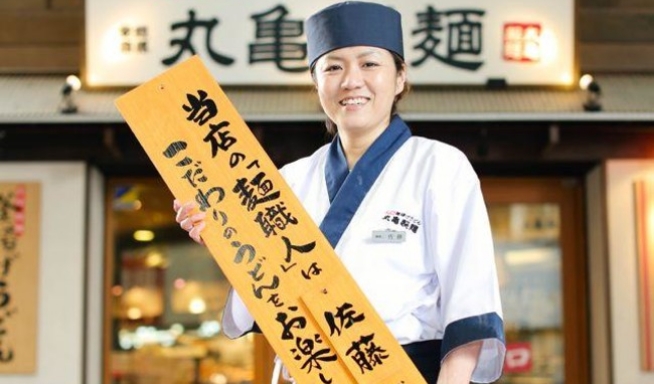 丸亀製麺の麺職人｜ここのうどんは、生きている。丸亀製麺