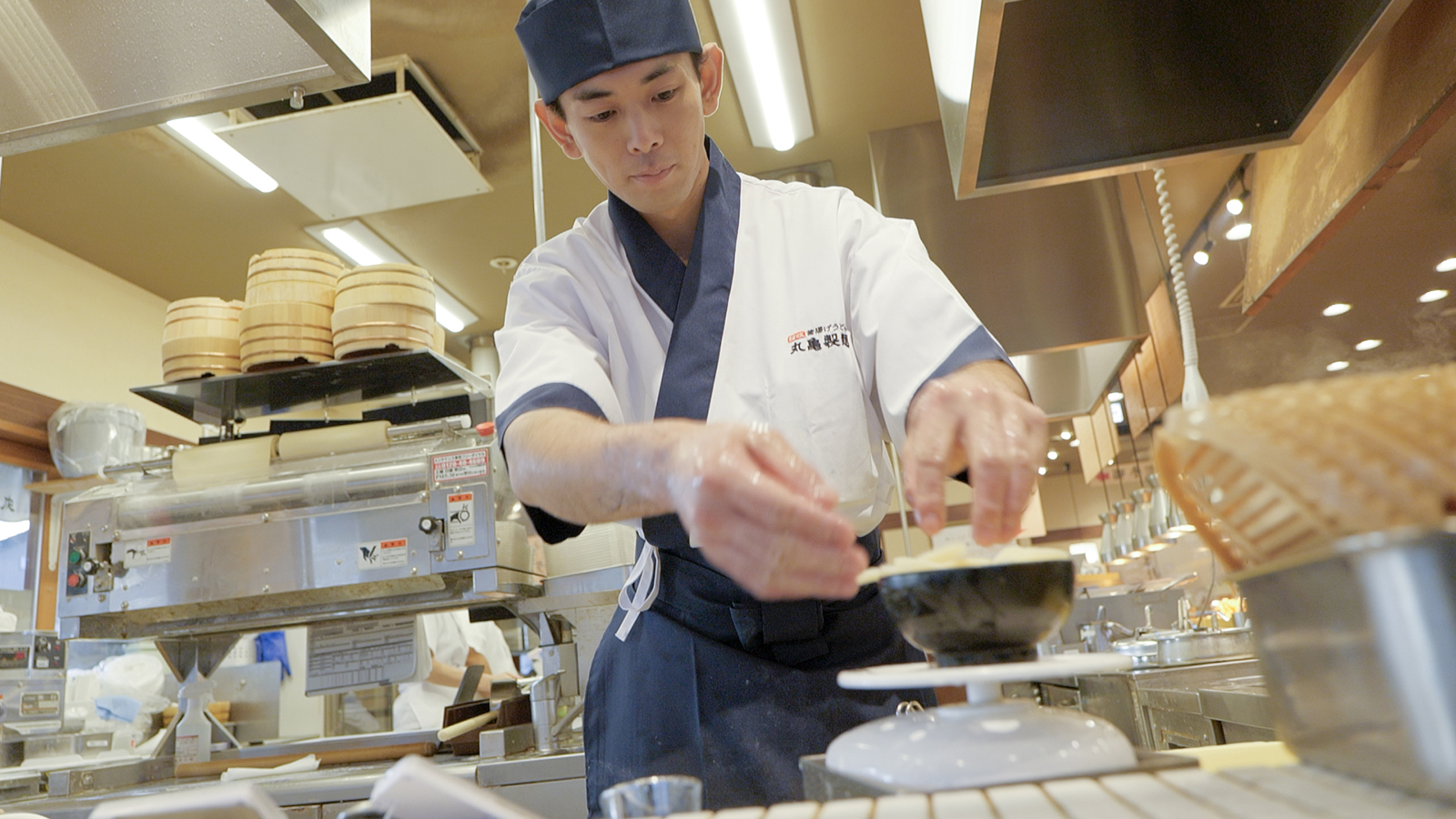 麺職人インタビュー 太田 寿哉｜ここのうどんは、生きている。丸亀製麺