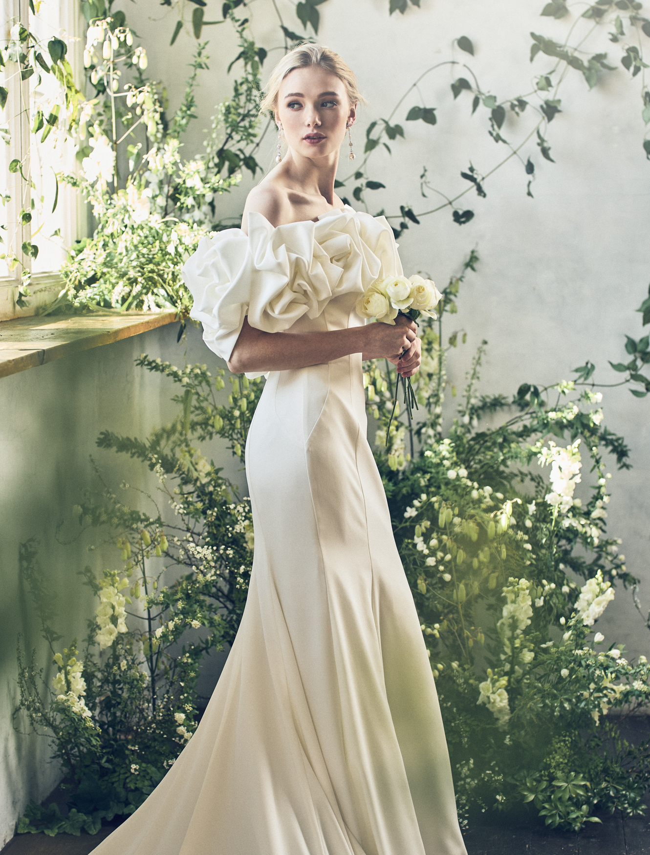 Haute-Couture for Rental｜YUMI KATSURA