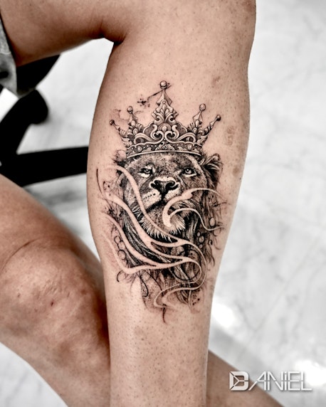 Lion & Crown 