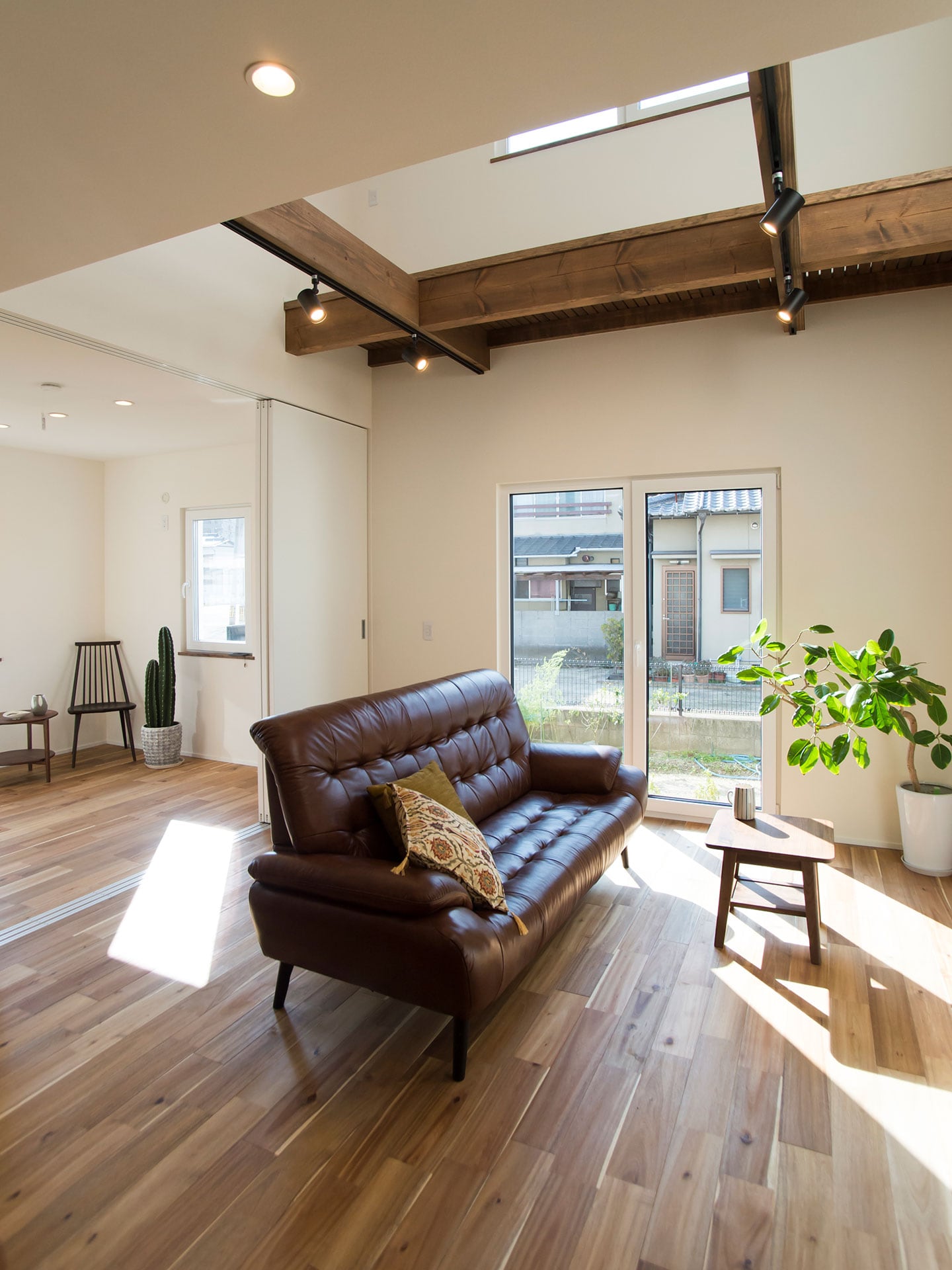 LIFE_057 - ギャラリー 4