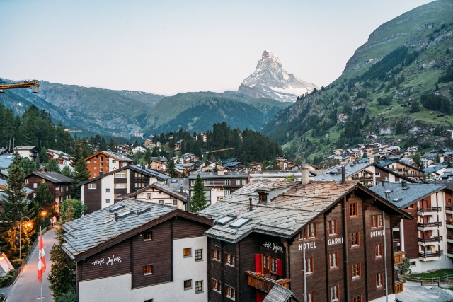 観光地なのに車で行けない?! 省エネと観光を両立したスイス・ツェルマット
