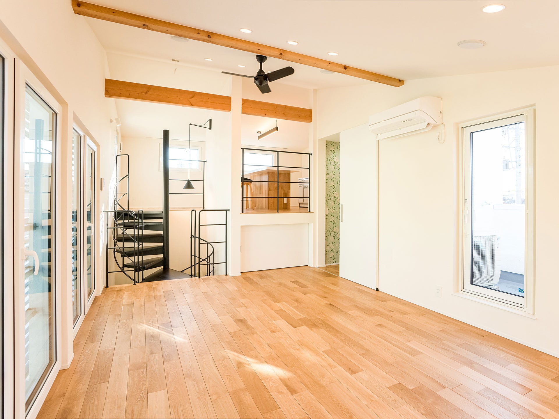 LIFE_019 - ギャラリー 1