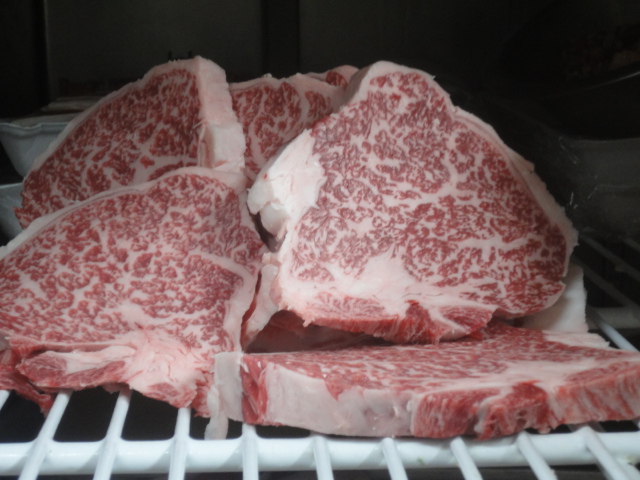 今日も美味いお肉あります♪