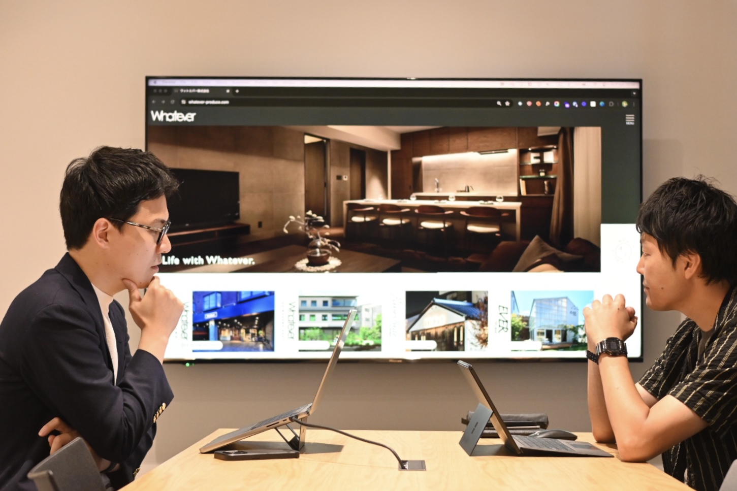 Regular meeting at a meeting room in Whatever SHIMOGAMO.