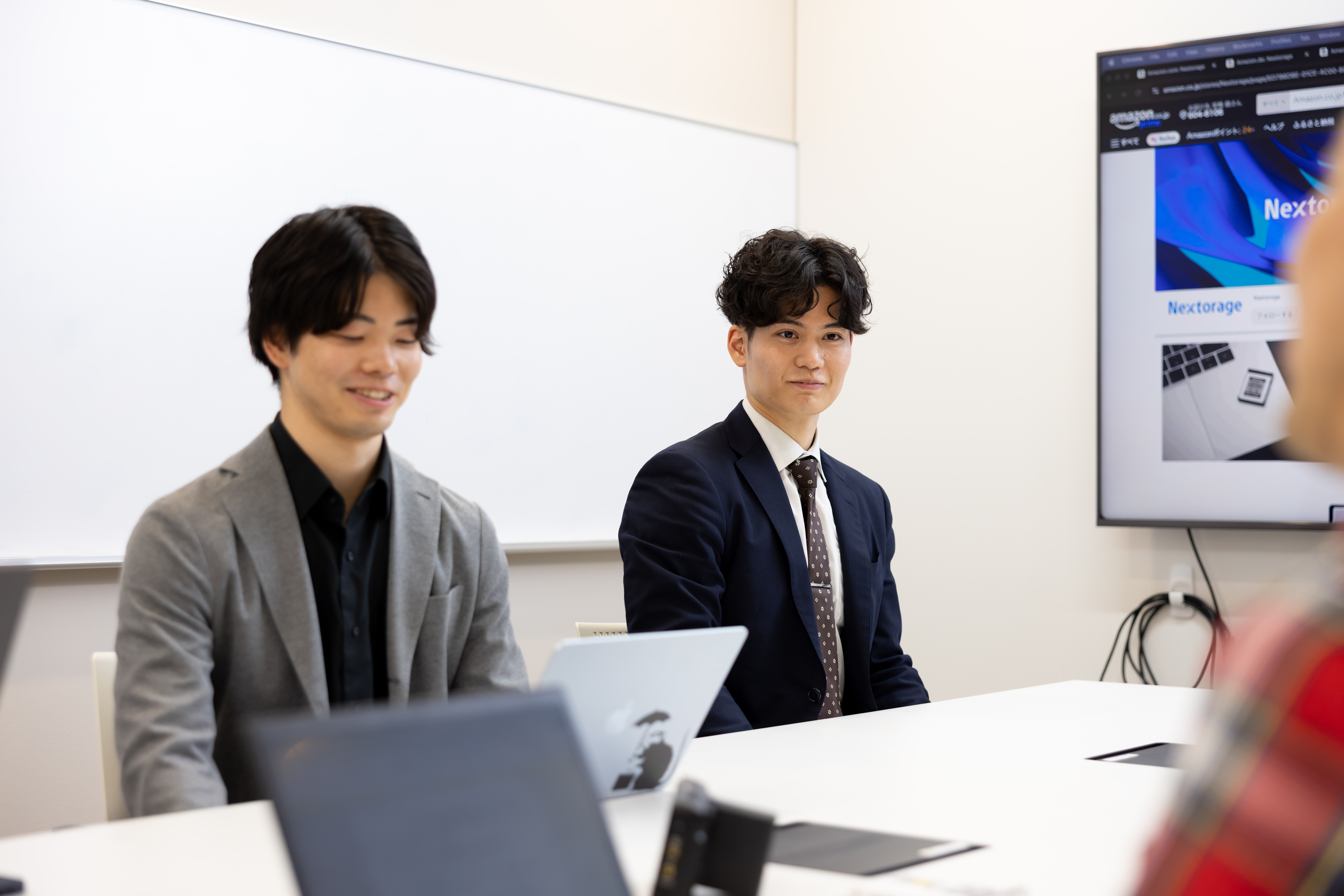 Wellridge Watanabe (right), project lead for the ATOMOS launch, enjoys photography with mirrorless cameras.