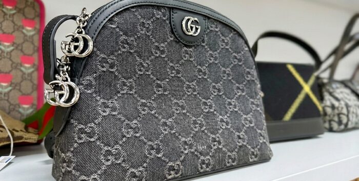 GUCCIグッチarchive 最初期スタッズロゴデムナ元ネタバッグ 完全保存版】グッチ（GUCCI）のバッグ ― 歴史・特徴・代表モデルから