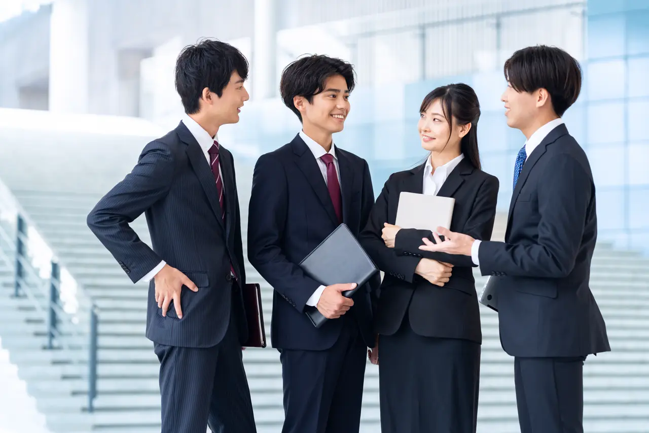 営業の種類や企業の方向性に合わせた履歴書を作成しよう