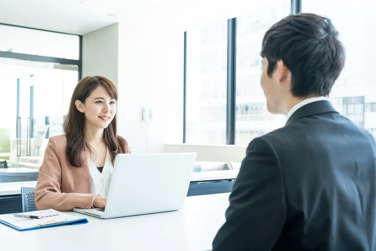 新卒の志望動機の例文10選|就活で内定を勝ち取る書き方やポイントを押さえよう