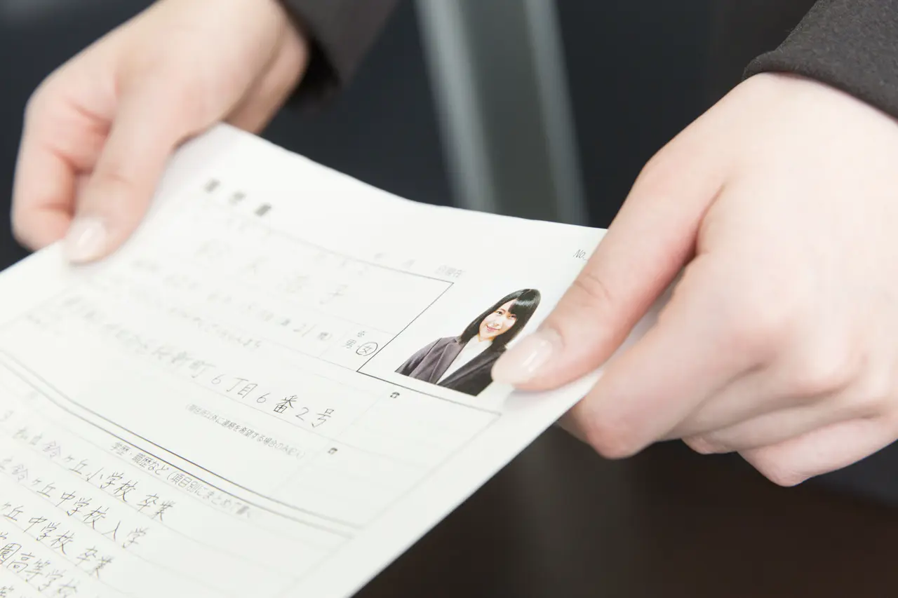 銀行の履歴書の書き方とは?アピールポイントのまとめ方と例文集