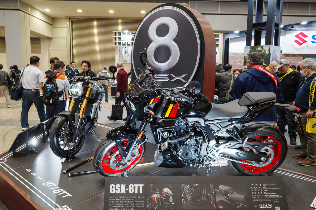 GSX-8TT 展示車両