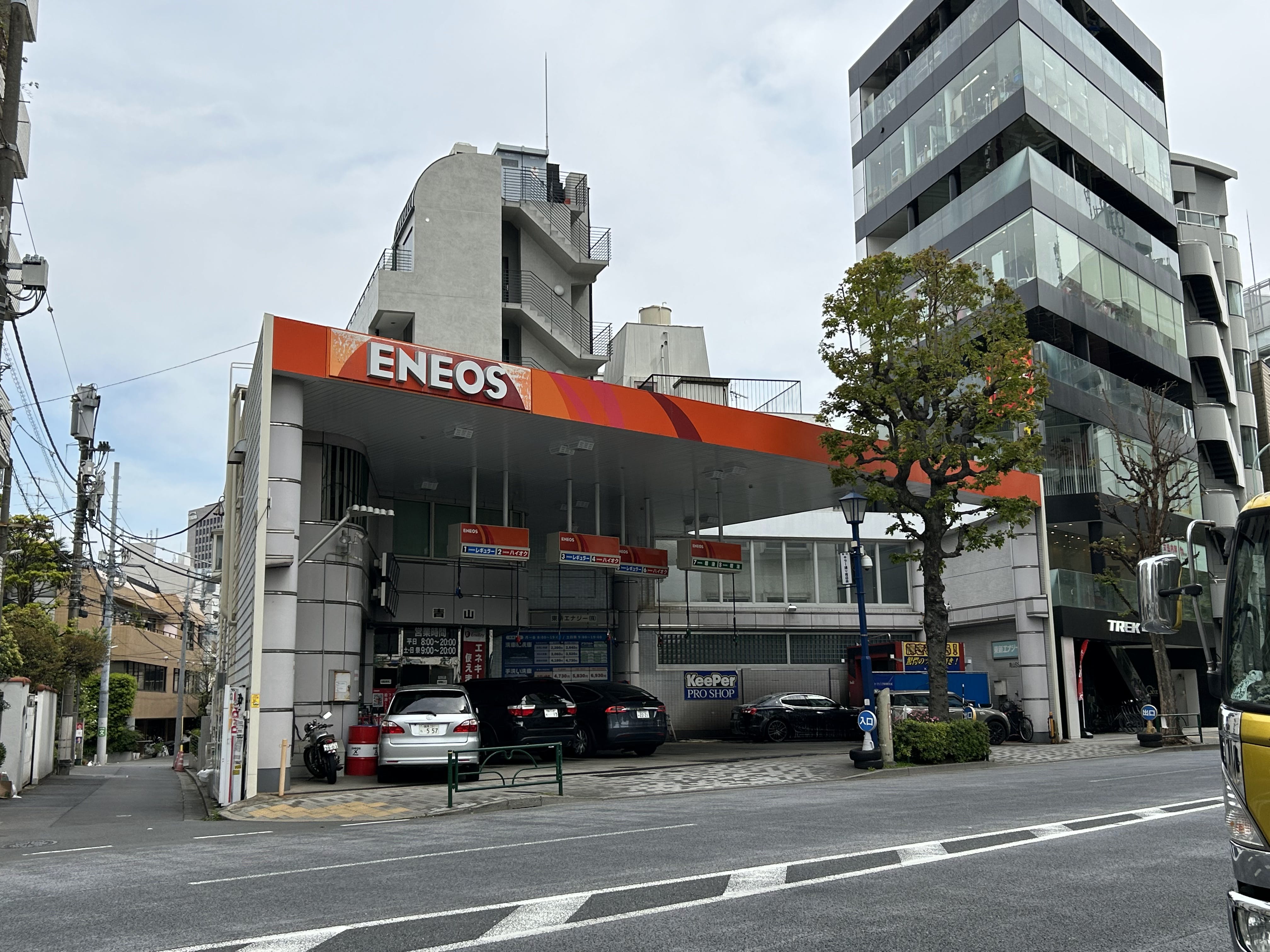 ENEOS 青山SS / 東新エネジー