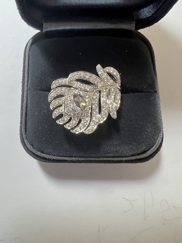 ダイヤモンドブローチ pt900