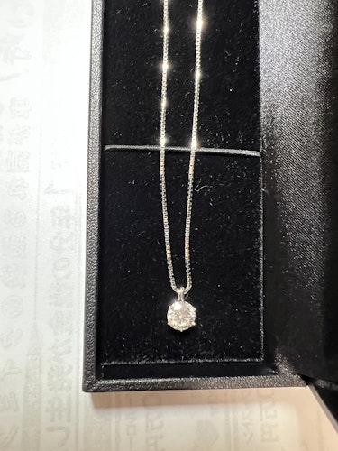 ダイヤモンドペンダント pt900 1ct