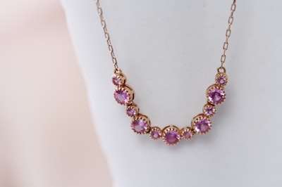 ピンクダイヤモンドを高く売る方法とは?買取価格や価値基準についてもご紹介