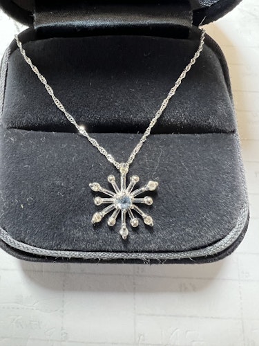 ダイヤモンドペンダント pt900