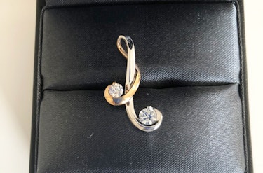 ダイヤモンドペンダント k18 0.4ct