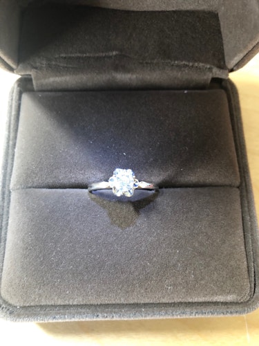 ダイヤモンドリング(指輪)  0.5ct