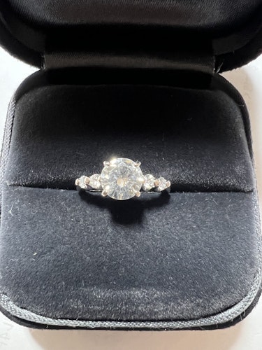 ダイヤモンドリング(指輪) pt900 1ct