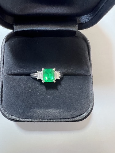 エメラルドリング(指輪) pt900