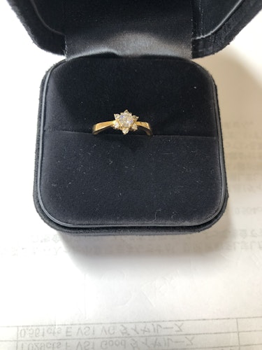 ダイヤモンドリング(指輪) 18k 0.3ct