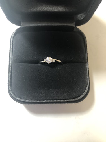 ダイヤモンドリング(指輪) pt900 0.7ct