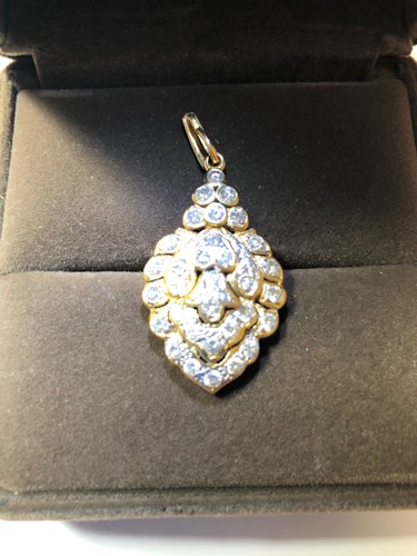 ダイヤモンドペンダント k18 トータル 5ct