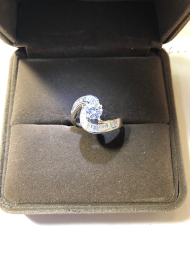 ダイヤモンドリング(指輪) k18