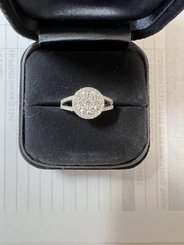 ダイヤモンドリング(指輪) pt900