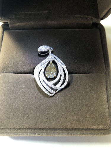 ダイヤモンドペンダント 3ct