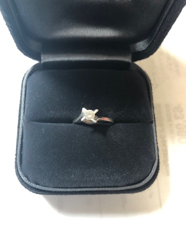 ダイヤモンドリング(指輪)  0.2ct