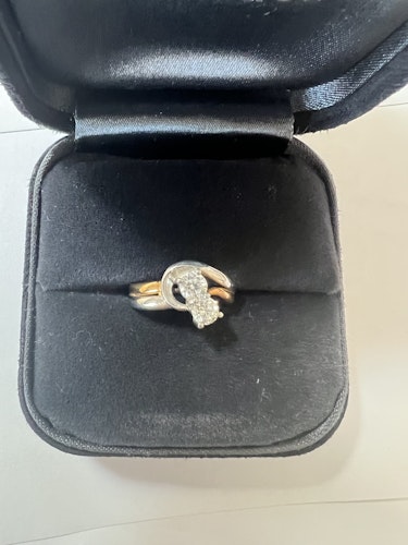 ダイヤモンドリング(指輪) 18k