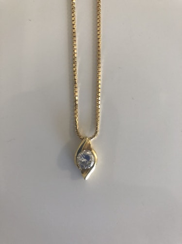 ダイヤモンドネックレス