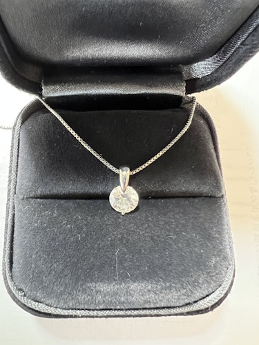 ダイヤモンドネックレス pt900 0.5ct