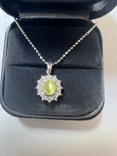 クリソベリルペンダント pt900