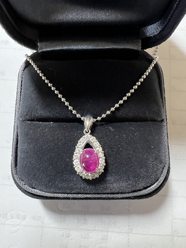 ルビーペンダント pt900